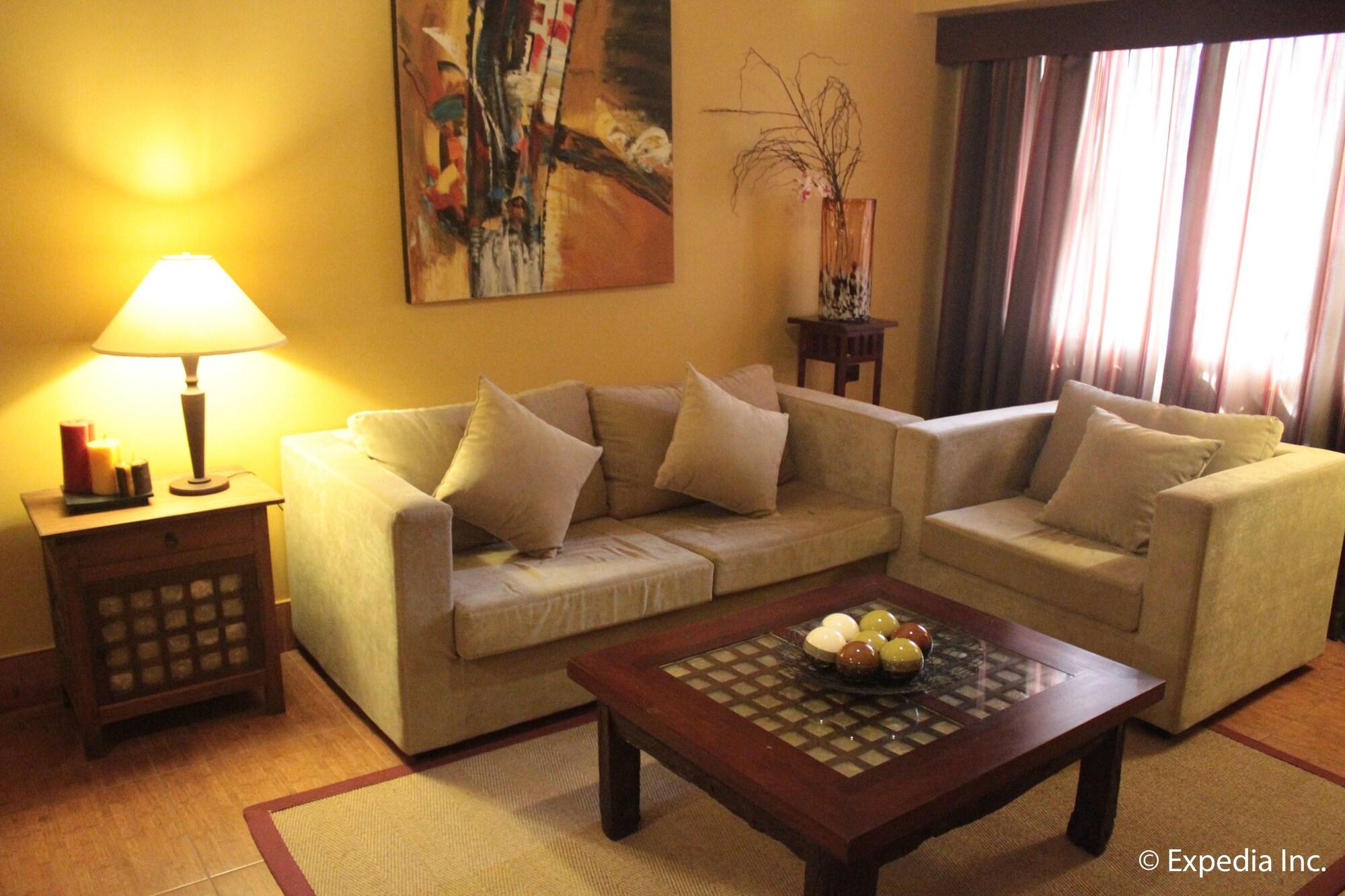 Pamulinawen Hotel Laoag Kültér fotó