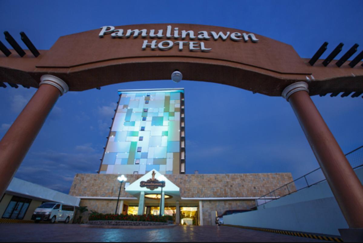 Pamulinawen Hotel Laoag Kültér fotó